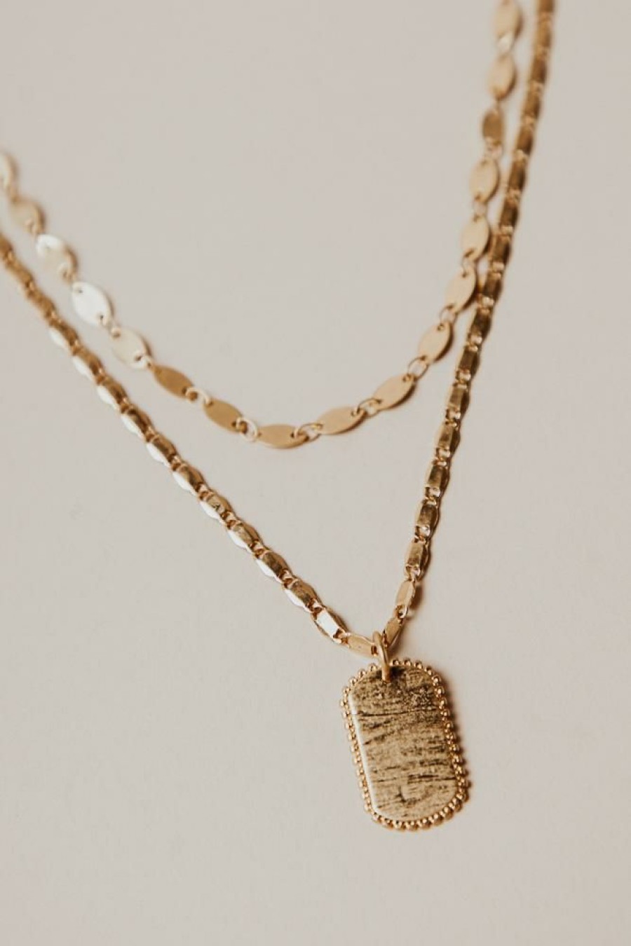 Jewelry * | Outlet La Radiant Val Jean Global Rina Layered Necklace Gold