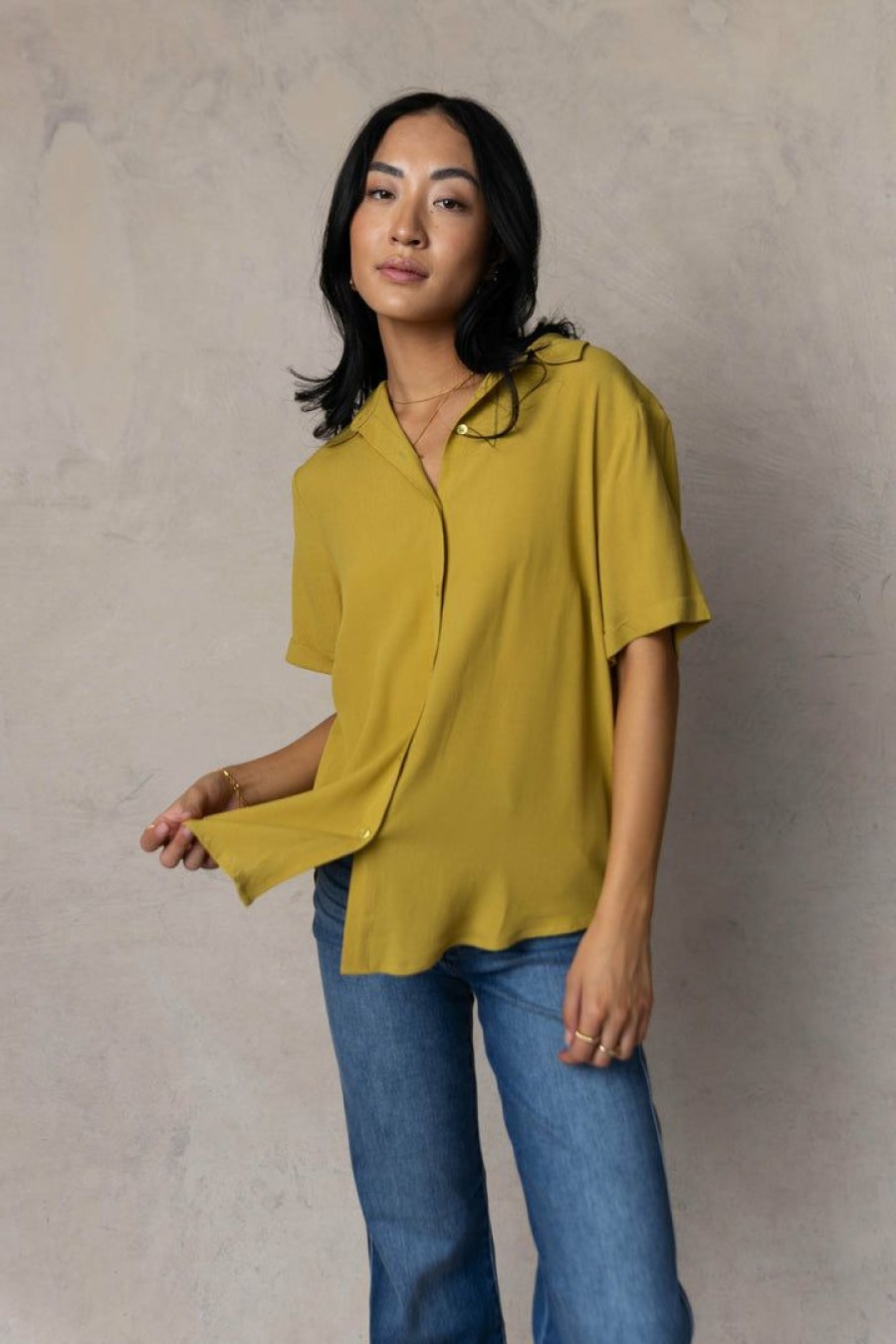 Tops * | Brand New Fun 2 Fun Tops Ayala Button Down Blouse In Final Sale Chartreuse