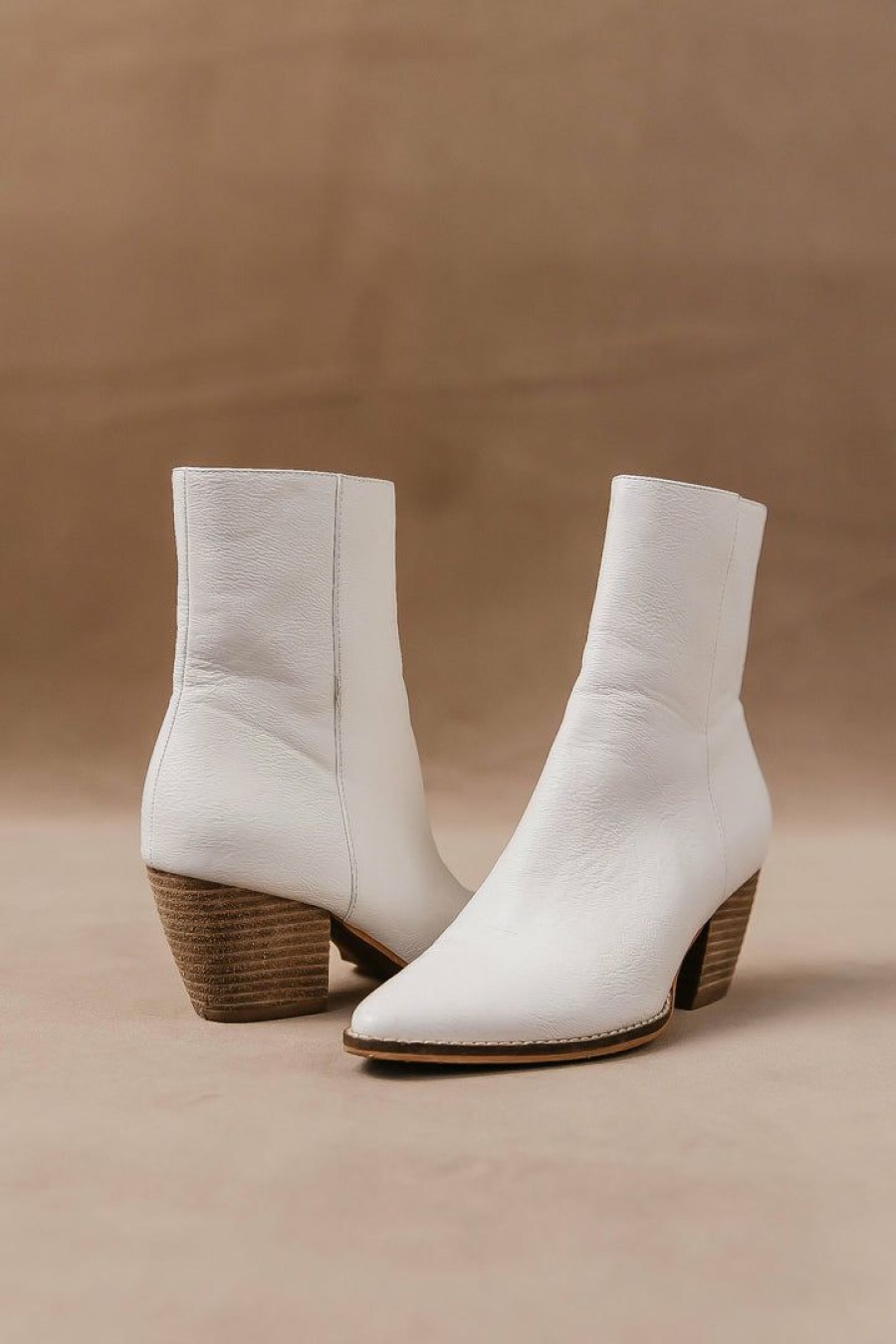 Shoes * | Best Pirce Beast Fashion Shoes Arisa Block Heel Boots Final Sale White