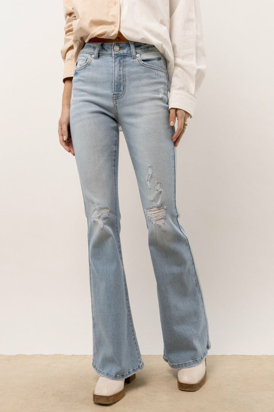 Jeans * | Top 10 Kancan Andria Flared Jeans Final Sale Light Wash