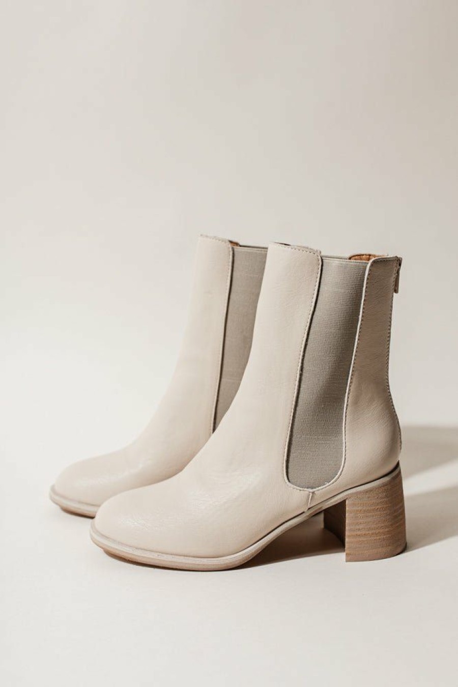 Shoes * | Buy Free Soul/Miracle Mile Cora Ankle Boots Final Sale