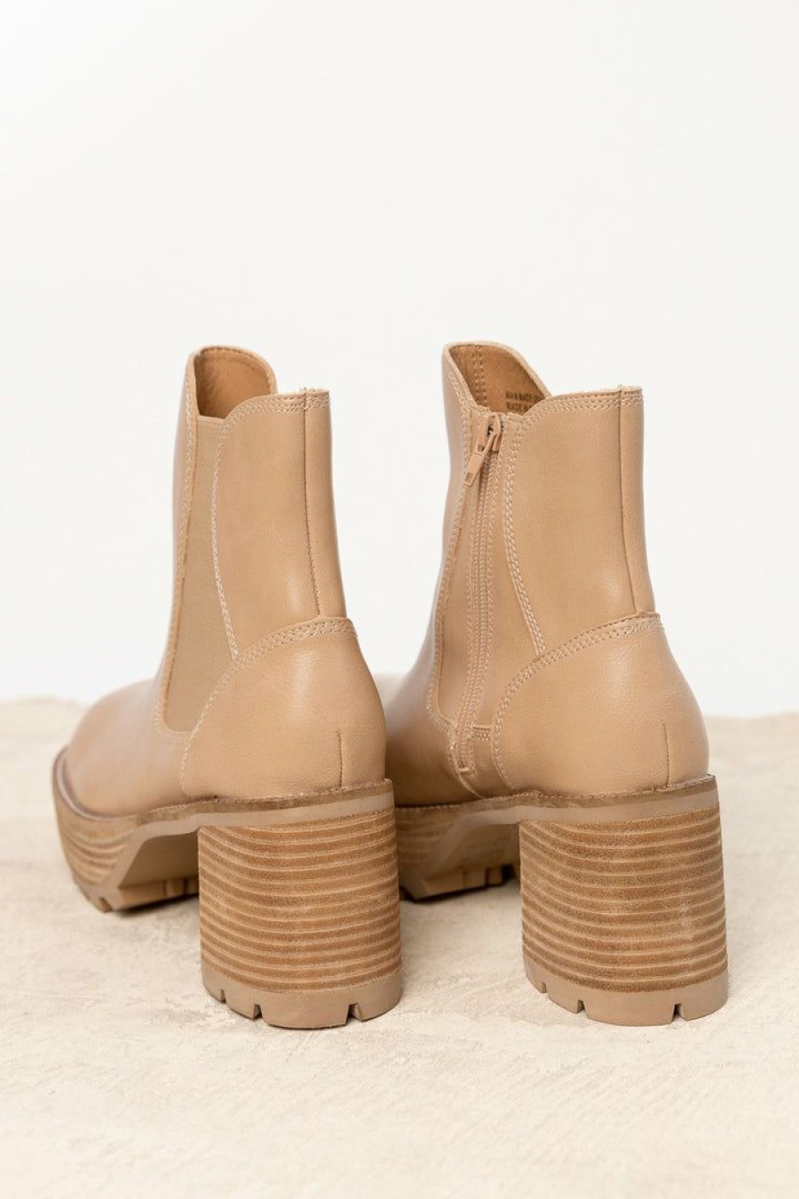 Shoes * | Best Pirce Free Soul/Miracle Mile New Arrivals Dorothy Boots In Beige