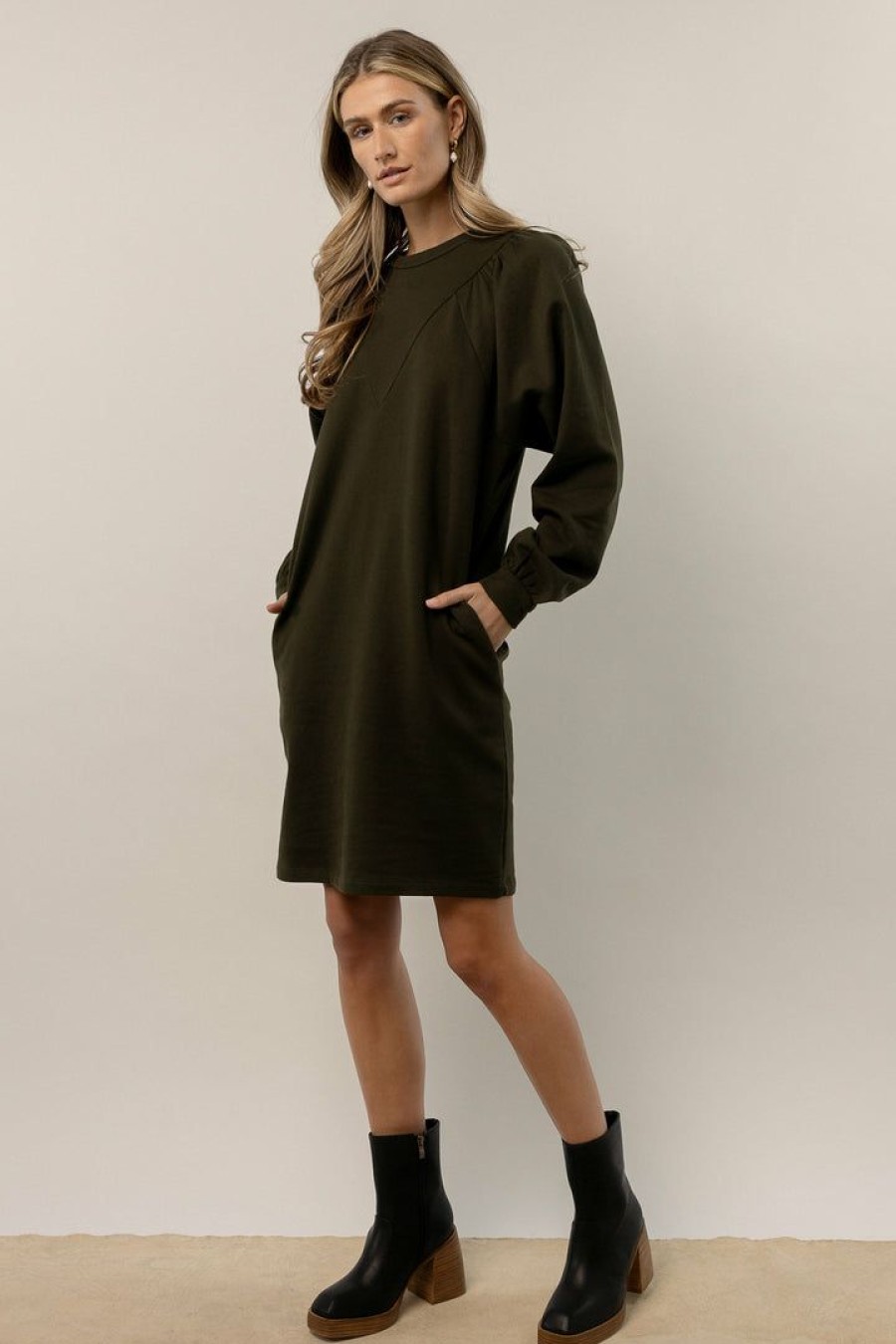 Dresses * | Best Pirce Vero Moda Everard Sweater Dress In Green Final Sale Hunter Green