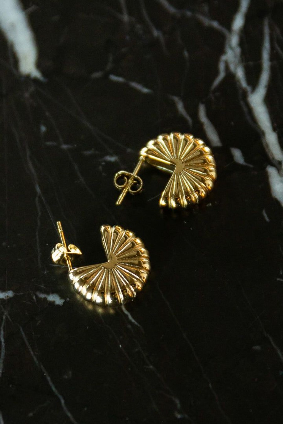 Jewelry * | Brand New J&D Jewelry Zayla Earrings Gold