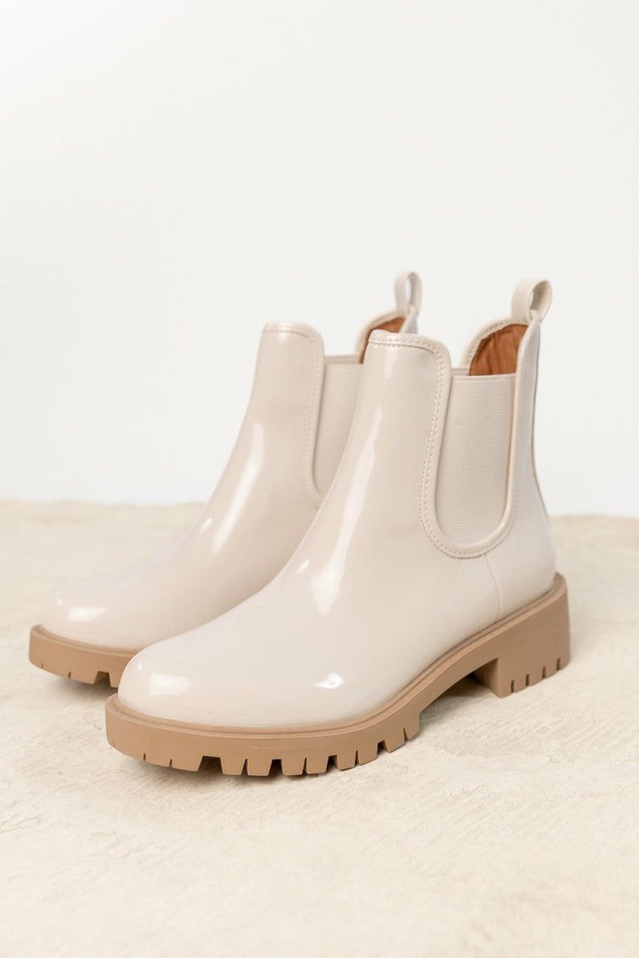 Shoes * | Deals Beast Fashion Twilight Boots In New Arrivals Ivory