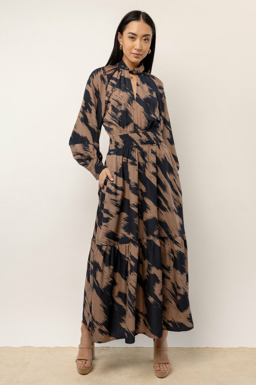 Dresses * | Top 10 Calista New Arrivals Alva Printed Maxi Dress In Navy