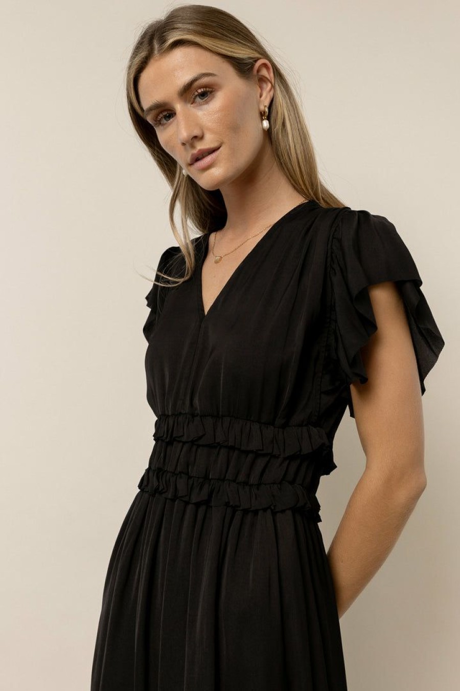 Dresses * | Buy Worui New Arrivals Willa Ruffle Dress In Black