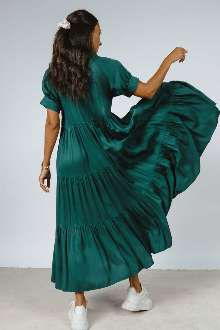 Dresses * | Cheapest Fore Collection Amanda Tiered Dress In Hunter Green