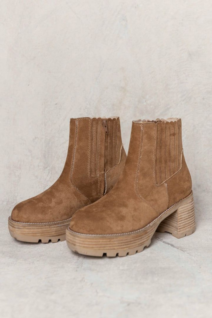 Shoes * | Best Reviews Of Free Soul/Miracle Mile Shoes Aubrey Boots In Camel