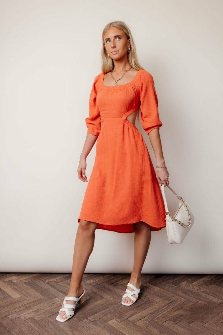 Dresses * | Wholesale Le Lis Dresses Laurene Midi Dress In Final Sale Coral