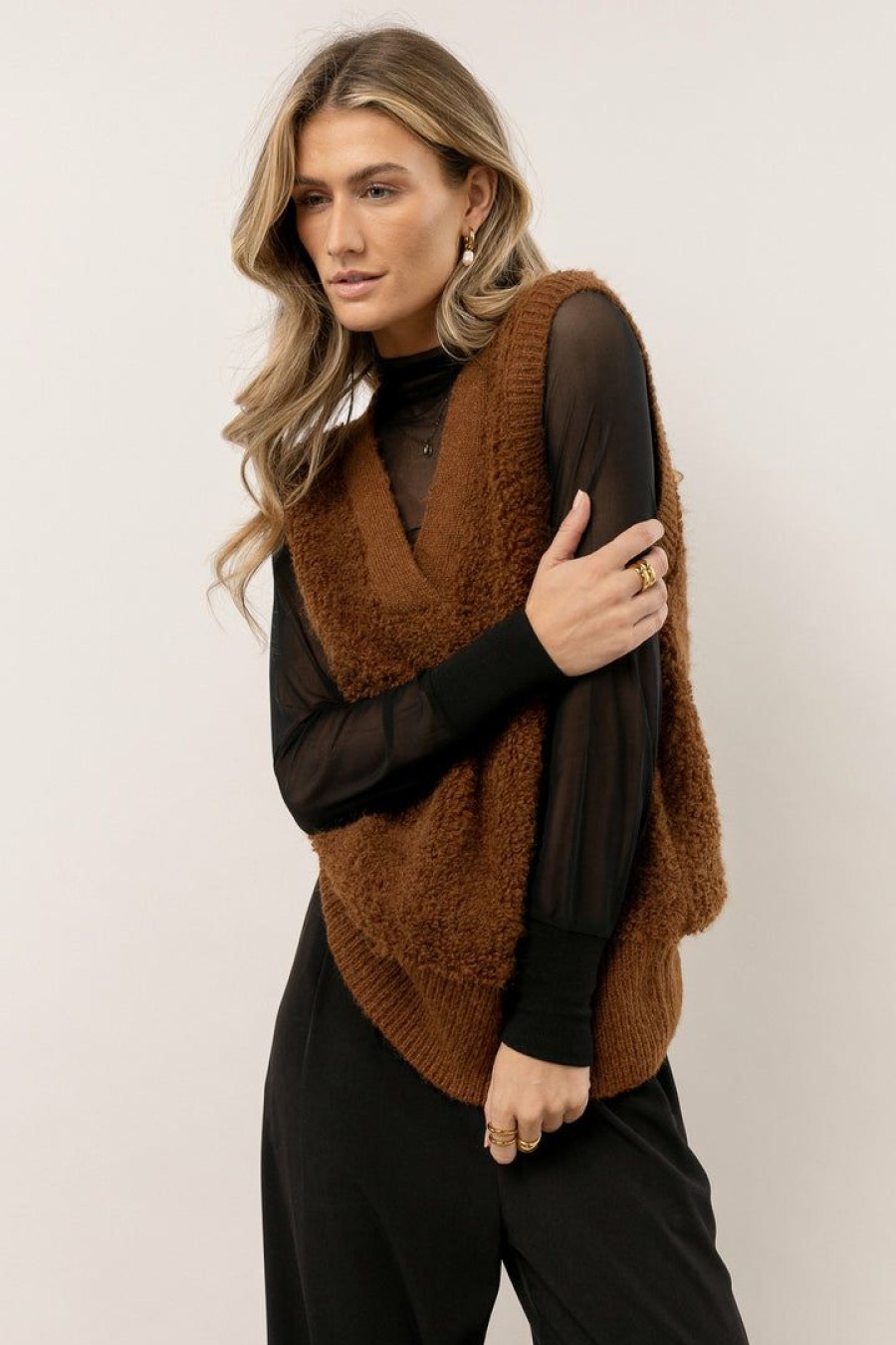 Tops * | Best Reviews Of Vero Moda Lucia Sweater Vest In Brown