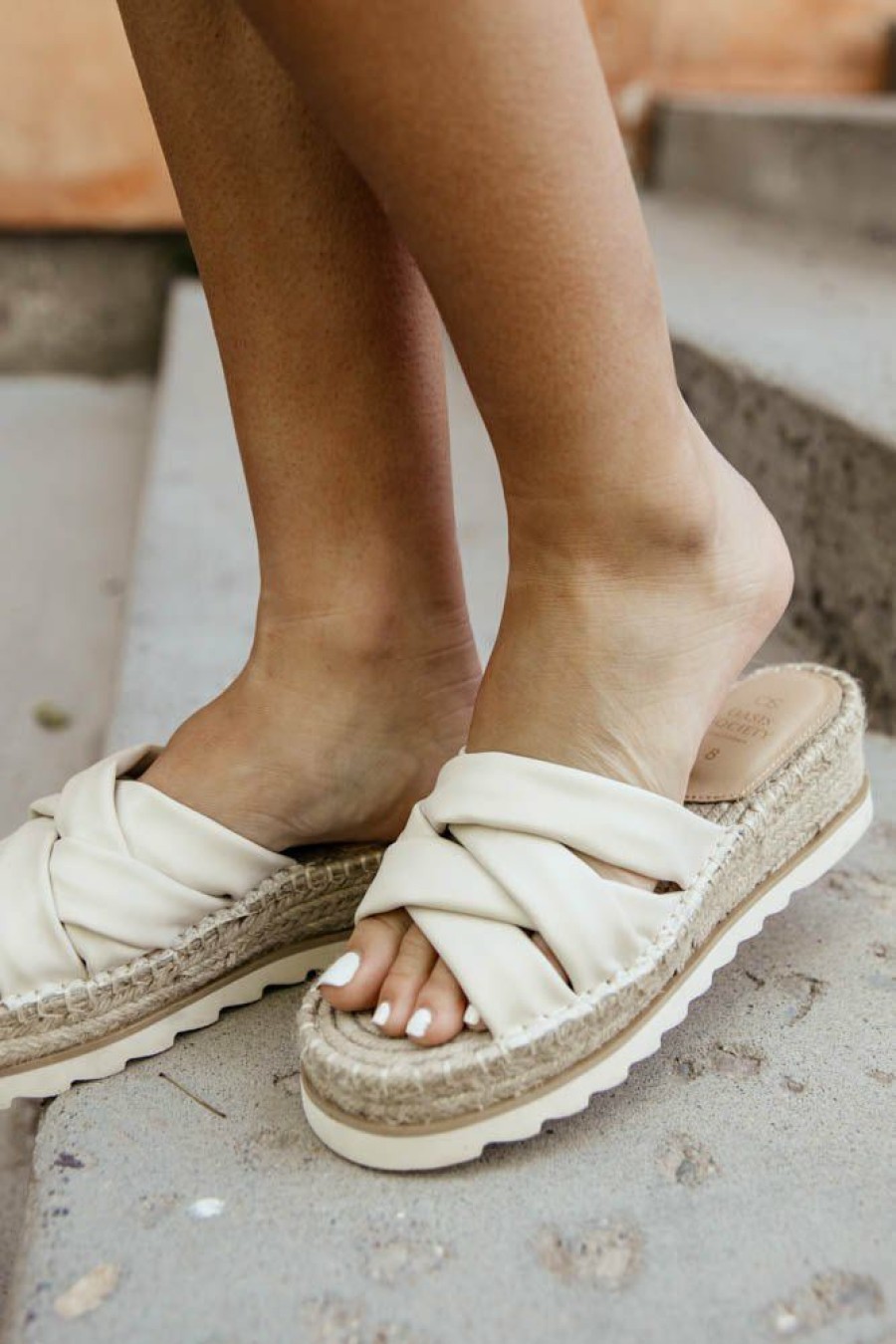 Shoes * | Brand New Free Soul/Miracle Mile Shoes Rebel Espadrilles In Beige