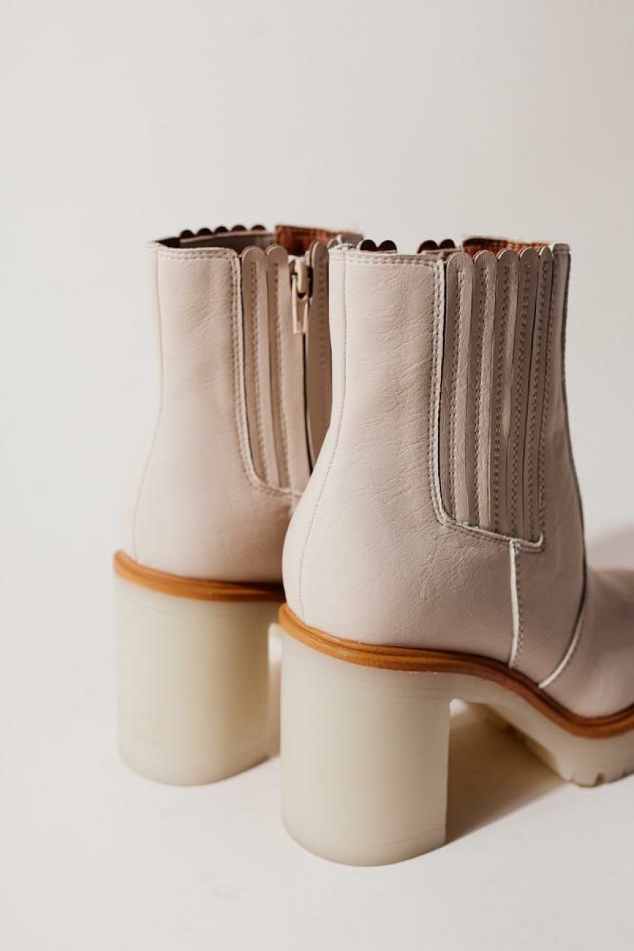 Shoes * | Buy Free Soul/Miracle Mile Shoes Anastasia Platform Boots In Beige