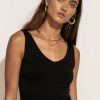 Tops * | Best Reviews Of Yelete Tops Stevie Cropped Tank In Black