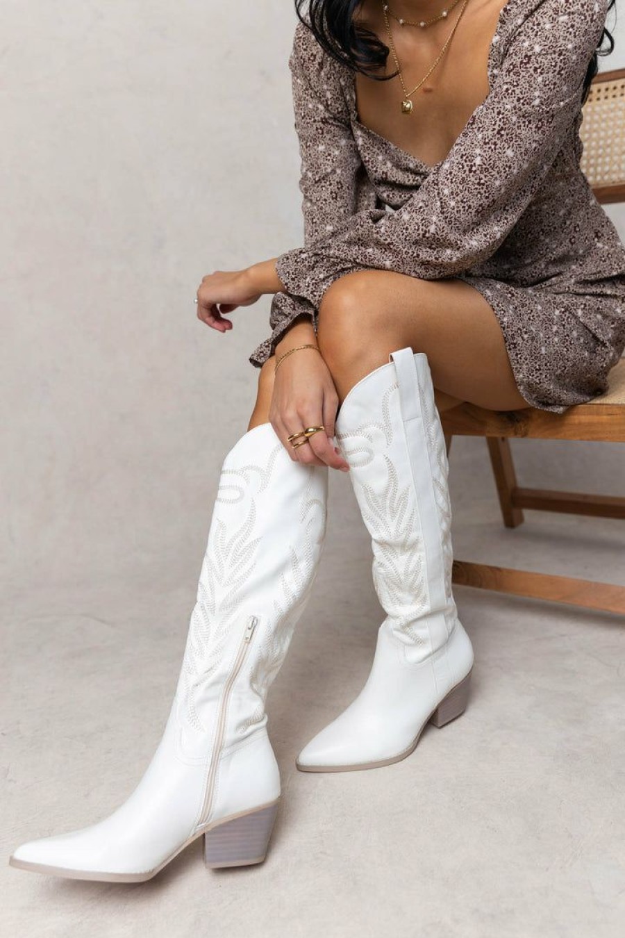 Shoes * | Hot Sale Free Soul/Miracle Mile Samara Cowgirl Boots Final Sale Shoes White