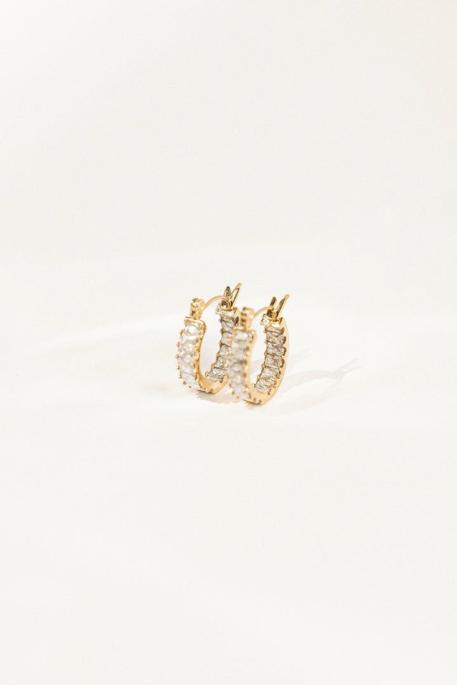 Jewelry * | Cheapest J&D Jewelry Mila Hoop Earrings Gold