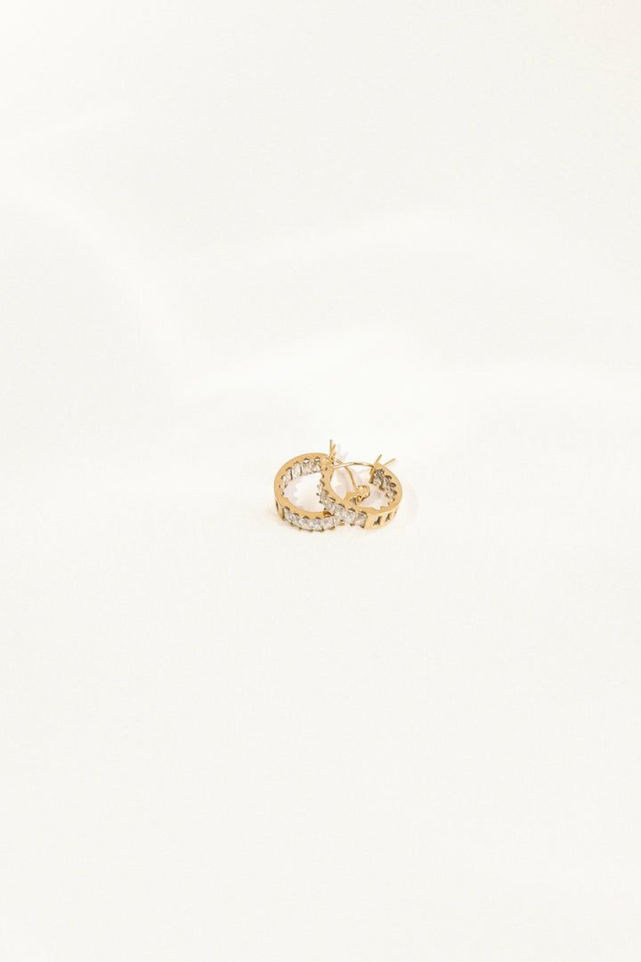 Jewelry * | Cheapest J&D Jewelry Mila Hoop Earrings Gold