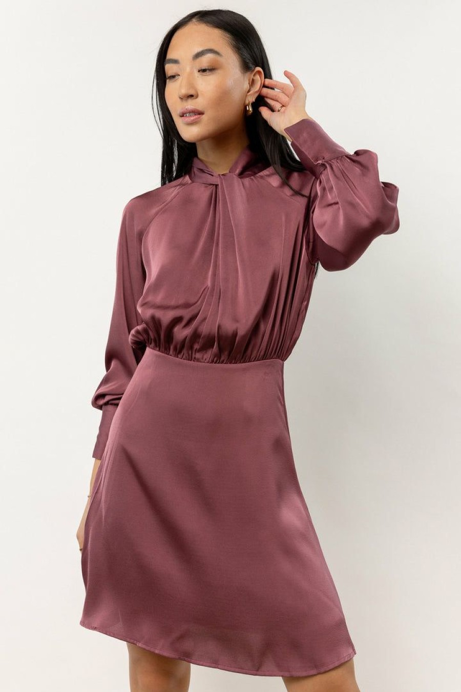 Dresses * | Hot Sale Aaron & Amber Wynter Mini Dress In Purple