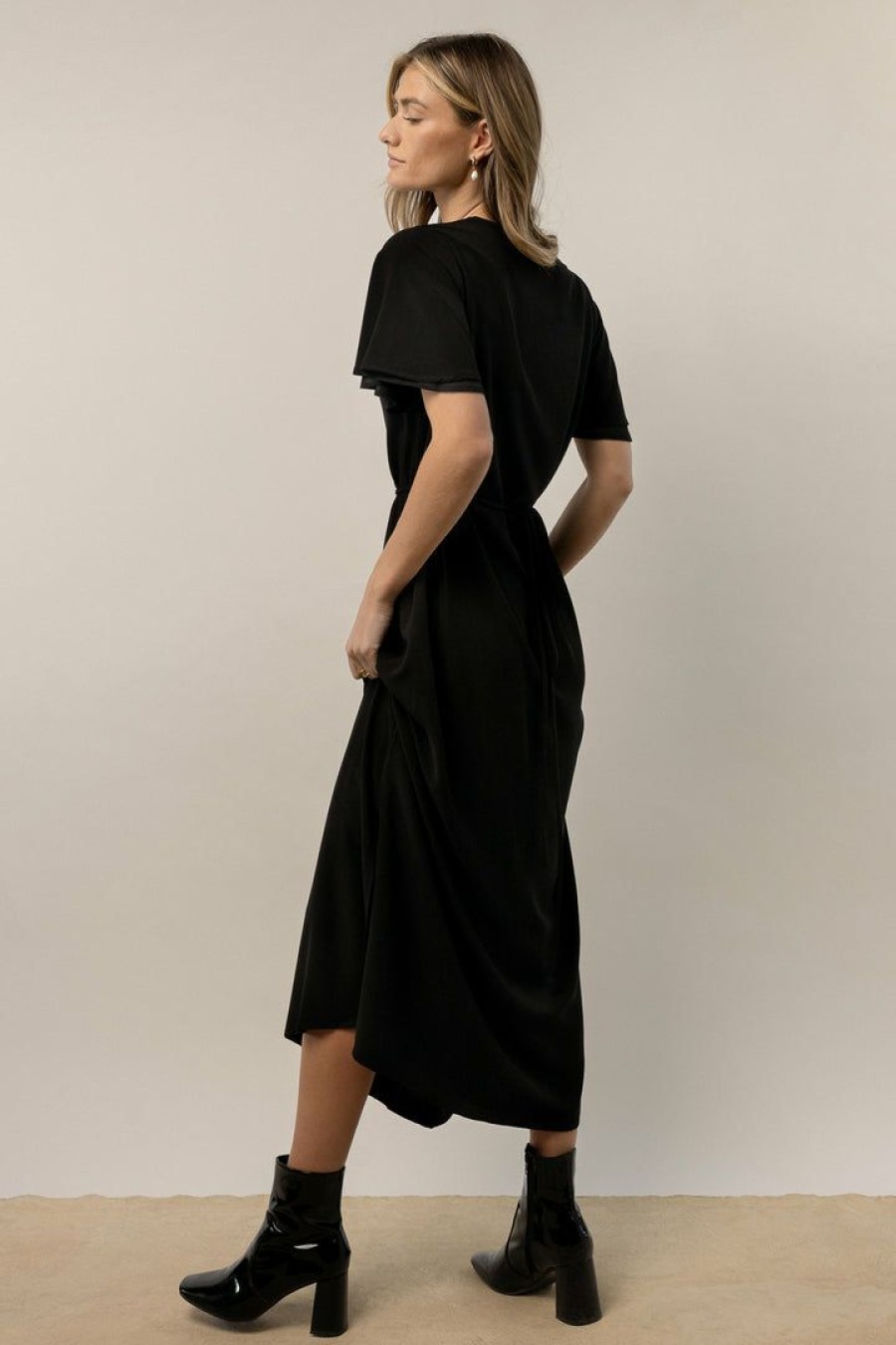 Dresses * | Cheapest Leia N Co Dresses Kyra Midi Dress Black