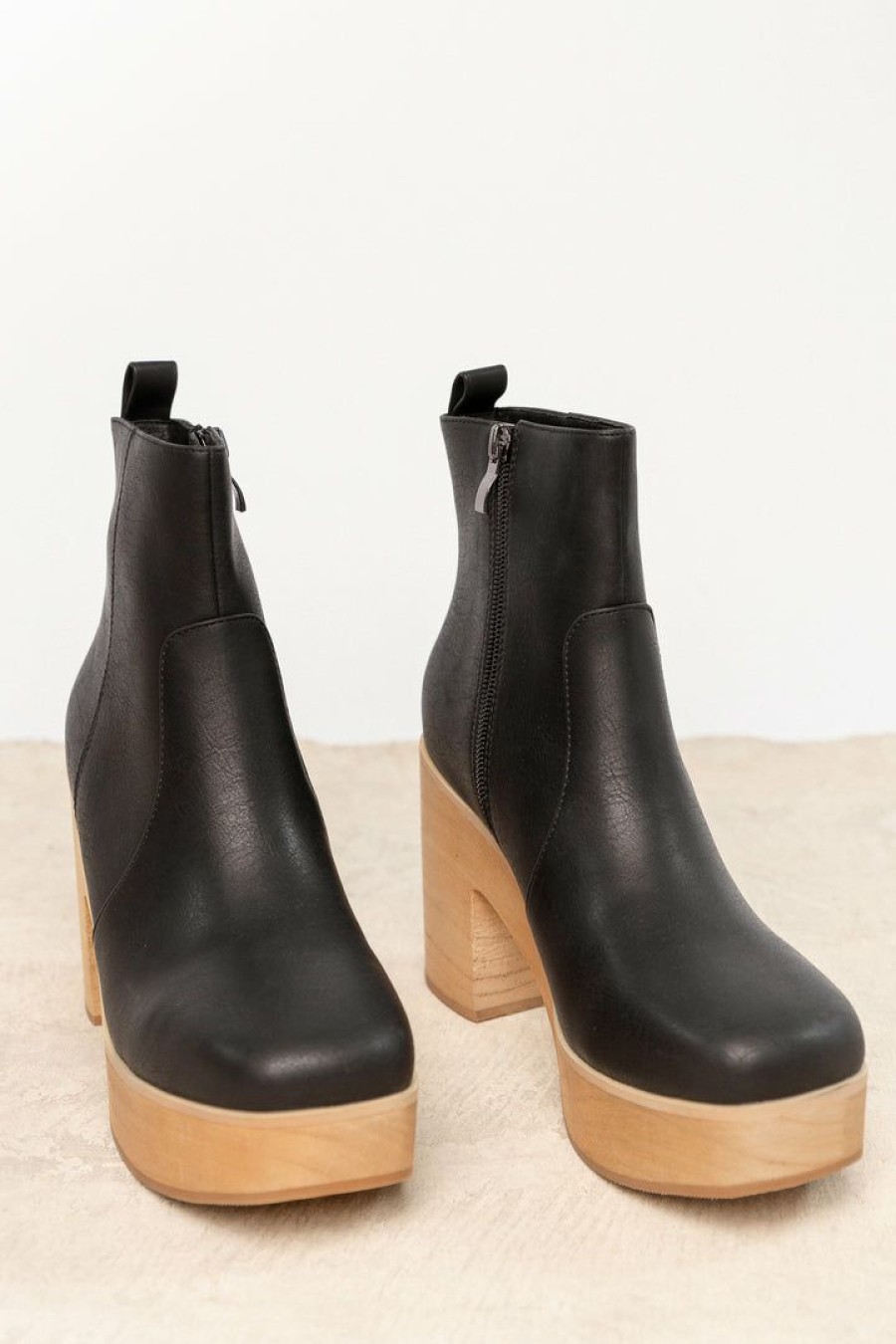 Shoes * | Cheap Beast Fashion New Arrivals Presley Heeled Boots In Black