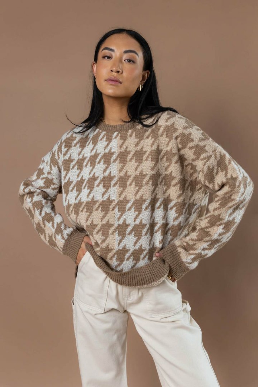 Tops * | Top 10 Mitto Shop Tops Billie Houndstooth Sweater Final Sale Camel