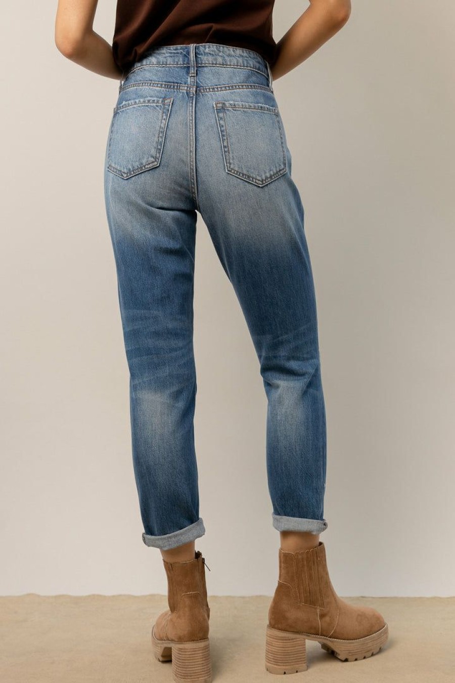 Jeans * | Promo Cello Jeans Bohme Mom Jeans In Final Sale Medium Wash