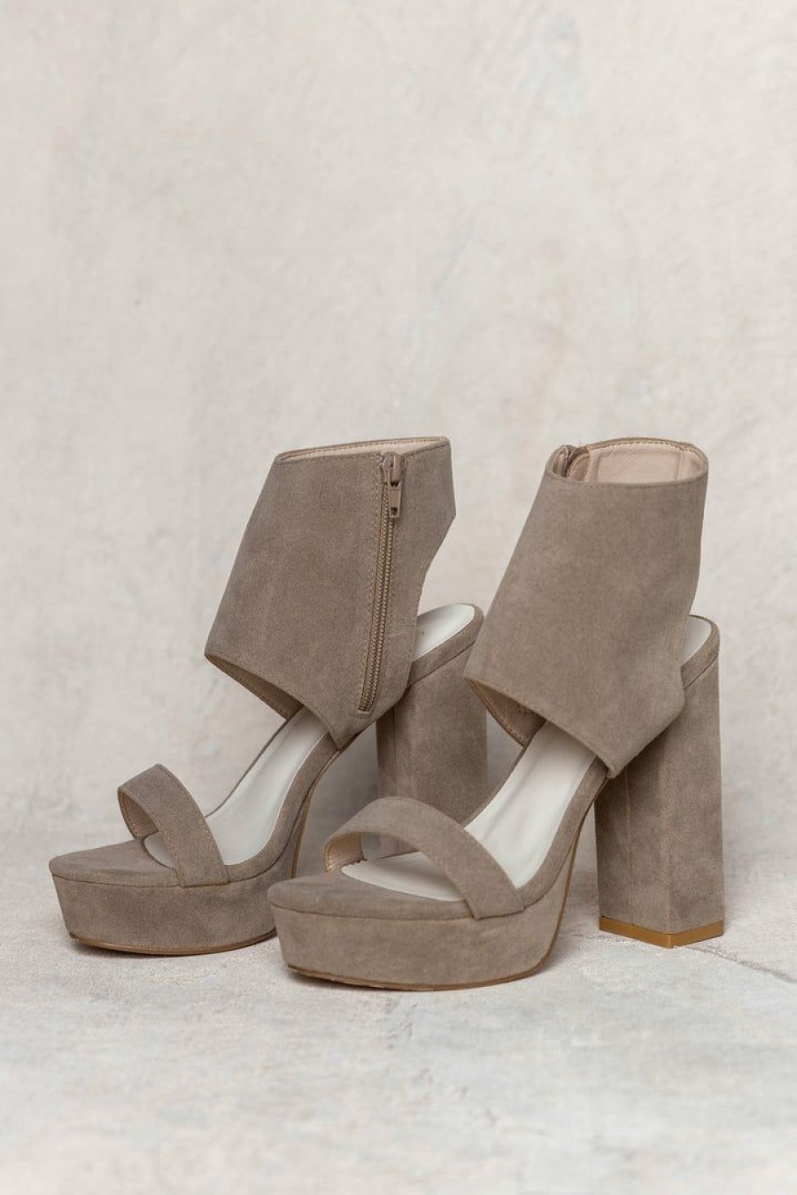 Shoes * | New Free Soul/Miracle Mile Katherine Heels In Shoes Taupe