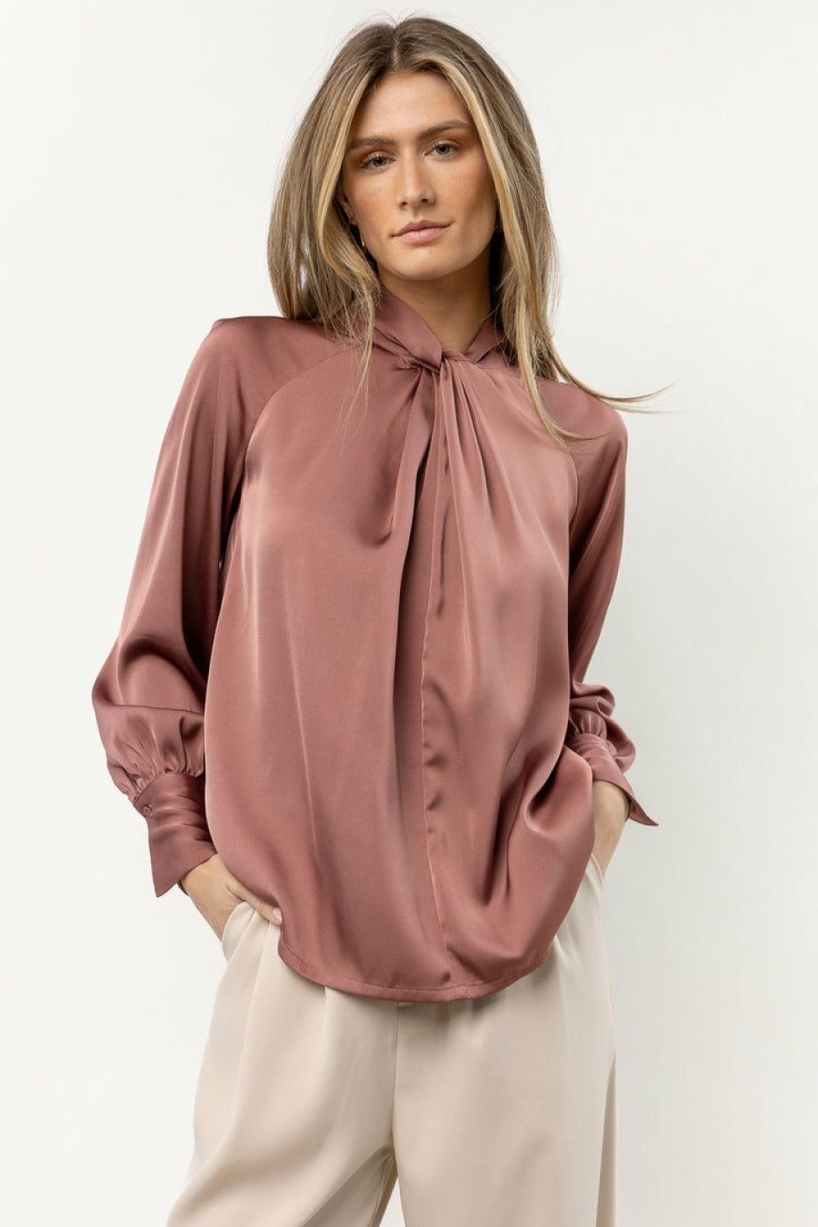 Tops * | Cheapest Aaron & Amber Charli Blouse In New Arrivals Mauve