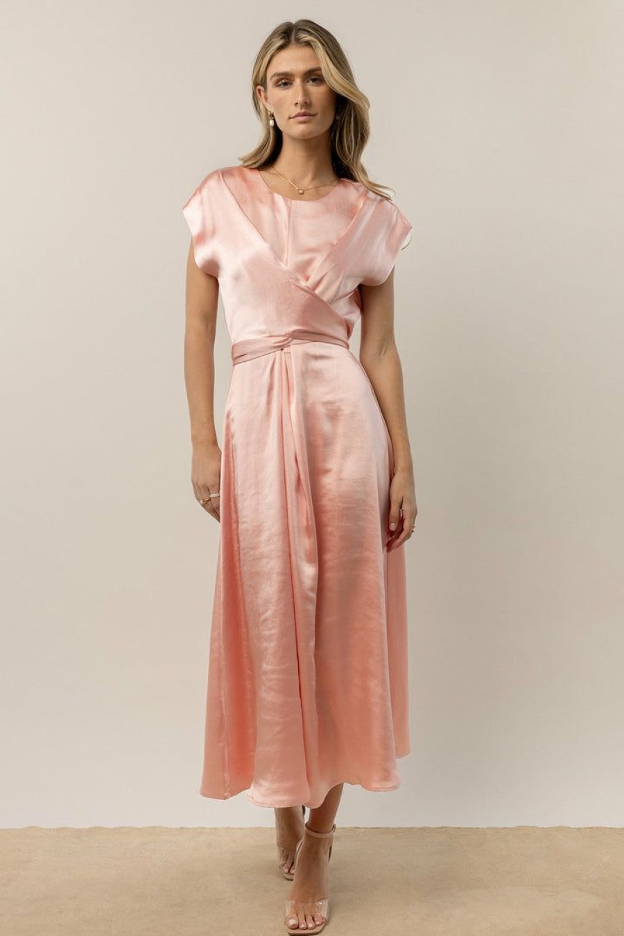 Dresses * | Best Sale Worui Rosalind Midi Dress In Pink