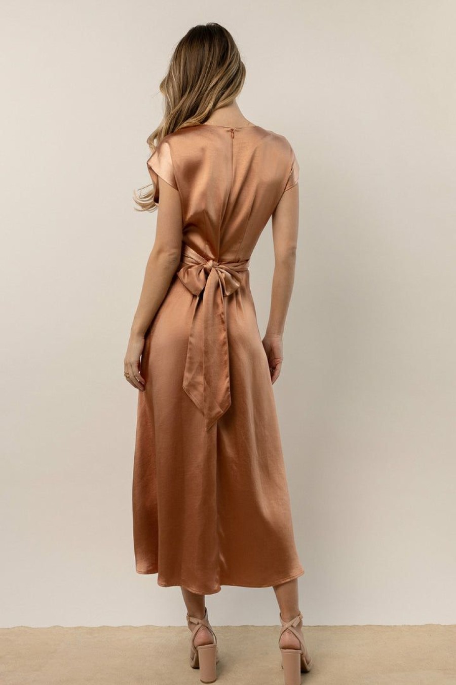 Dresses * | Discount Worui Rosalind Midi Dress In Dresses Copper