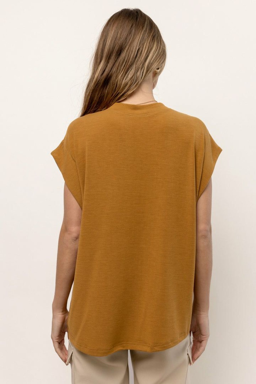 Tops * | Best Pirce Sina Greta Muscle Tee In Camel