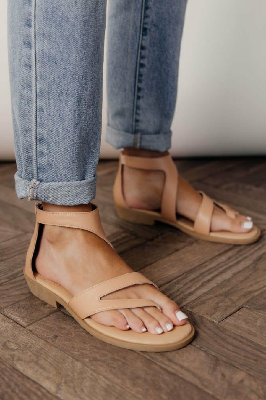 Shoes * | Discount Free Soul/Miracle Mile Emily Sandals In Nude