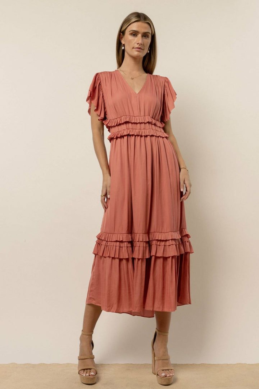 Dresses * | Cheap Worui Dresses Willa Ruffle Dress In Salmon