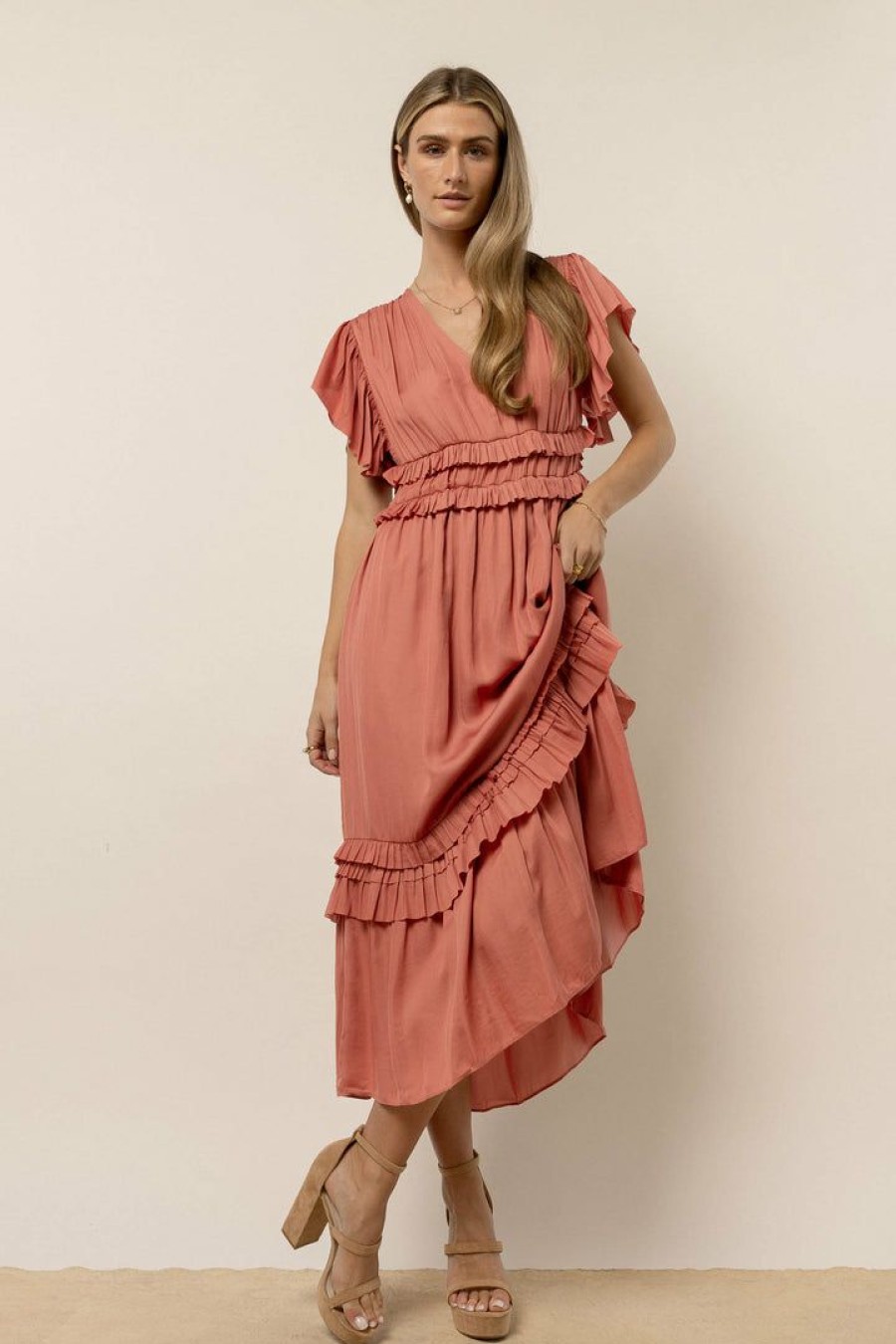 Dresses * | Cheap Worui Dresses Willa Ruffle Dress In Salmon