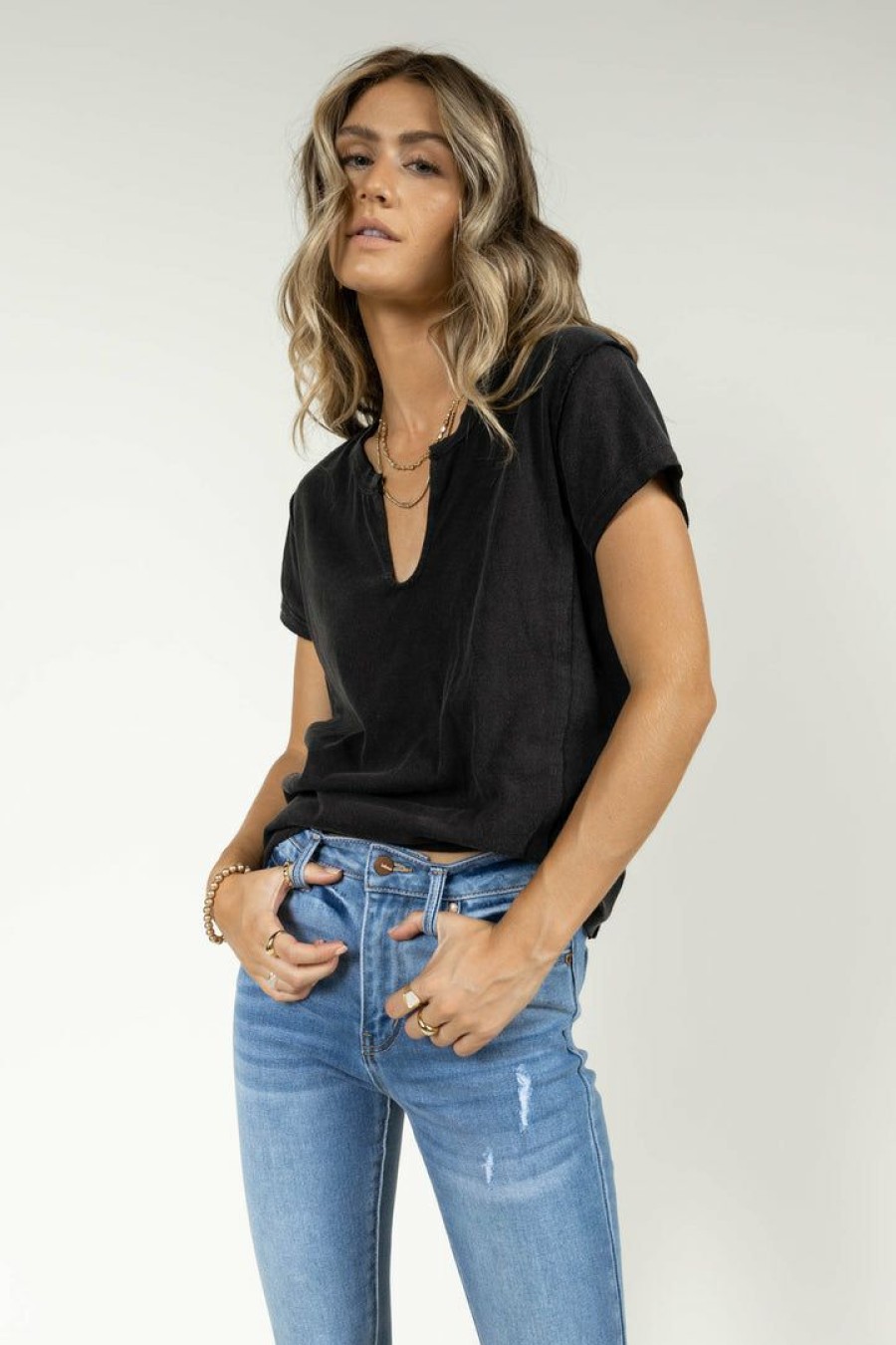 Tops * | Outlet Worui Tops Marissa Tee In Black