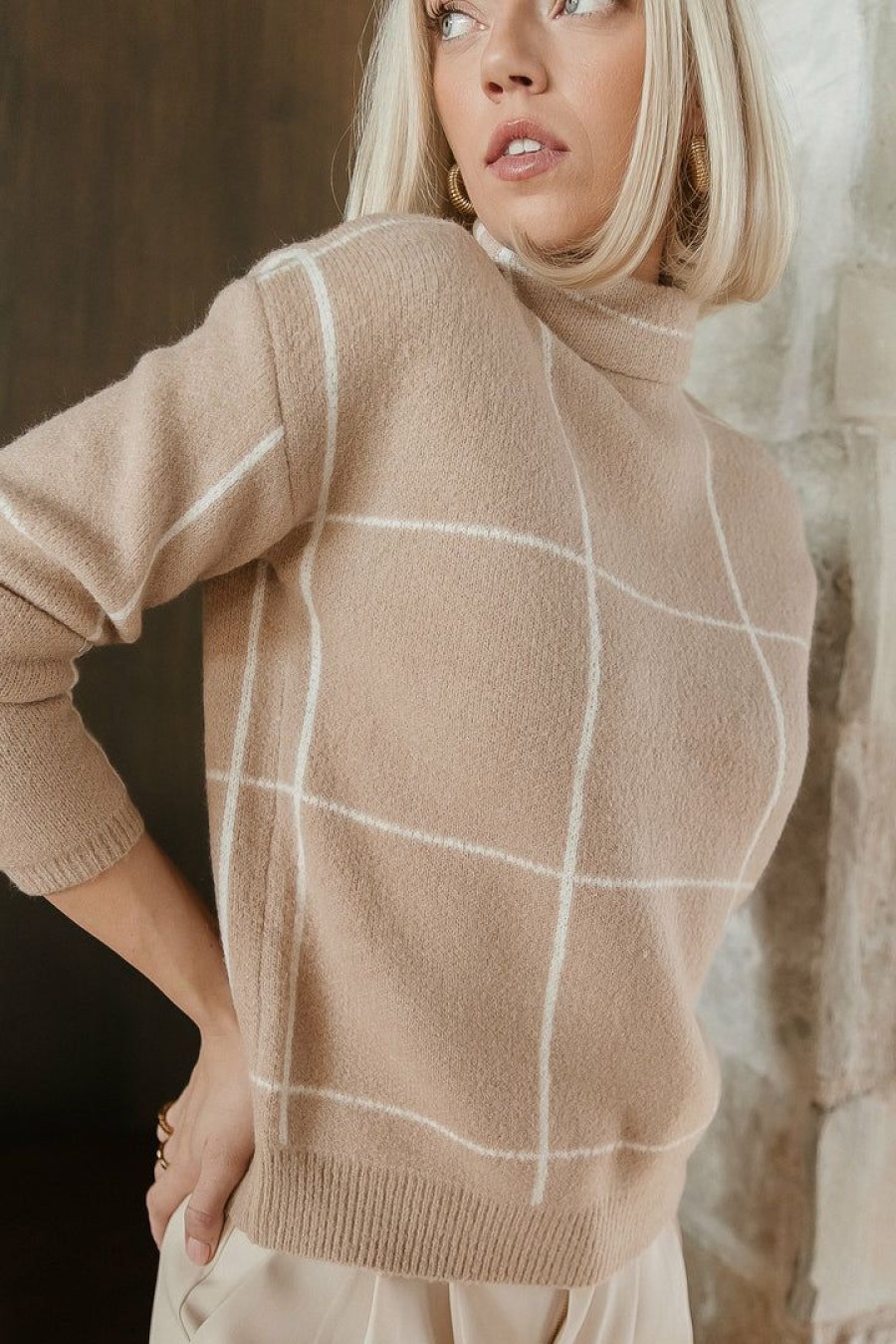 Tops * | New Lumiere Kirby Mock Neck Sweater Tops Tan