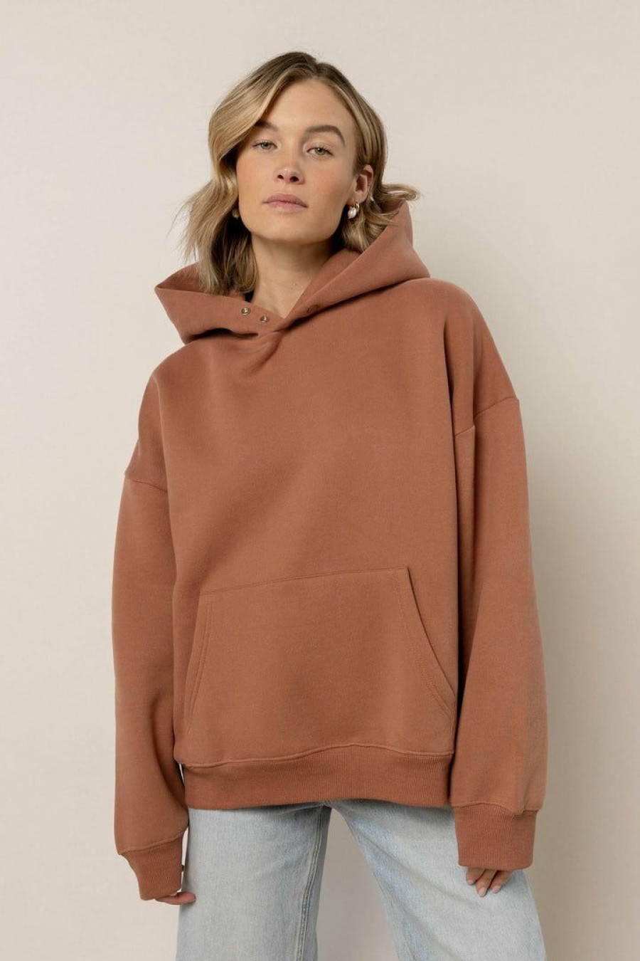 Tops * | Best Sale Things Between Todd Pullover In Rust