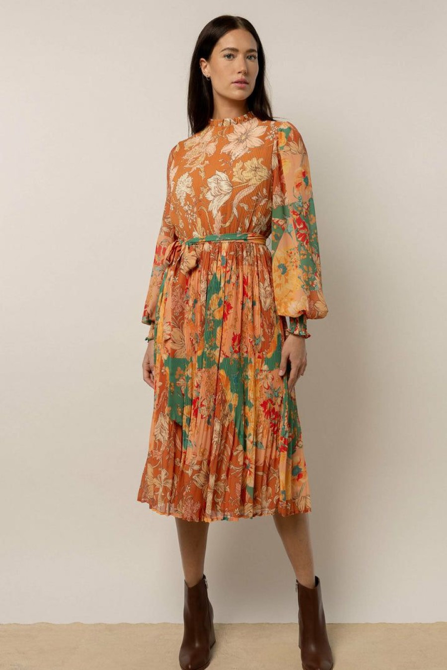 Dresses * | Outlet Flying Tomato Trudy Floral Midi Dress Camel