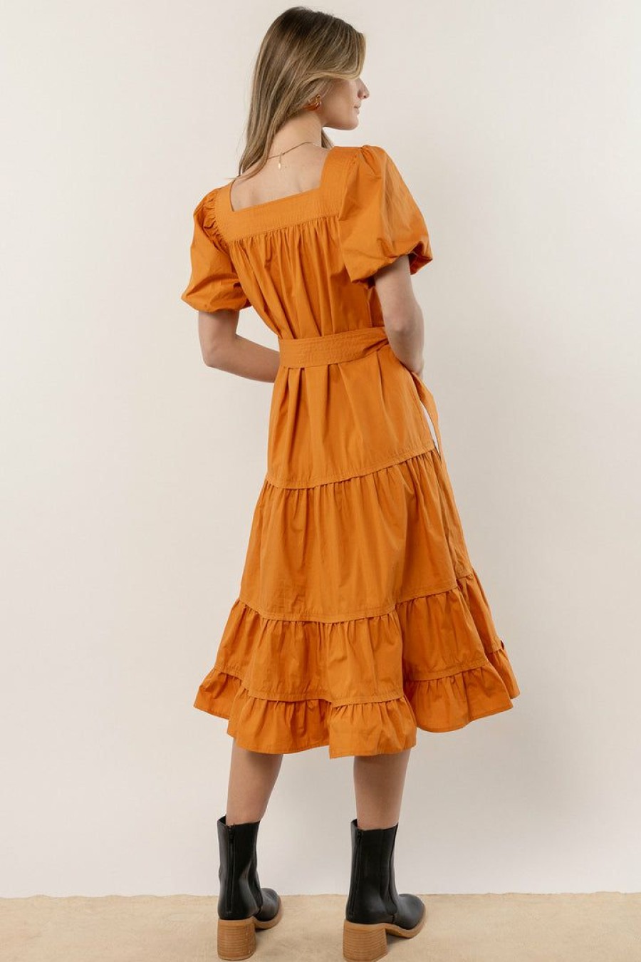 Dresses * | Cheapest Worui Dresses Tropez Midi Dress In Orange