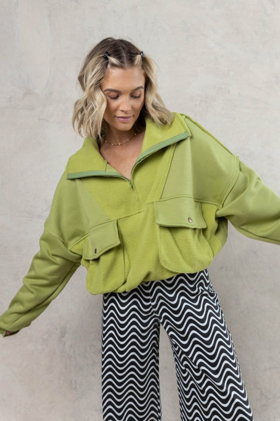 Tops * | Hot Sale Aemi And Co Harry Sweater In Pistachio Tops Lime