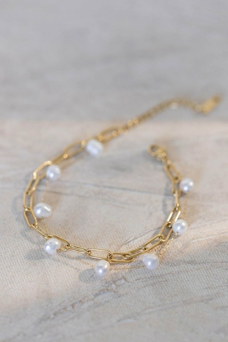 Jewelry * | Top 10 J&D Jewelry Sakura Layered Bracelet In Gold