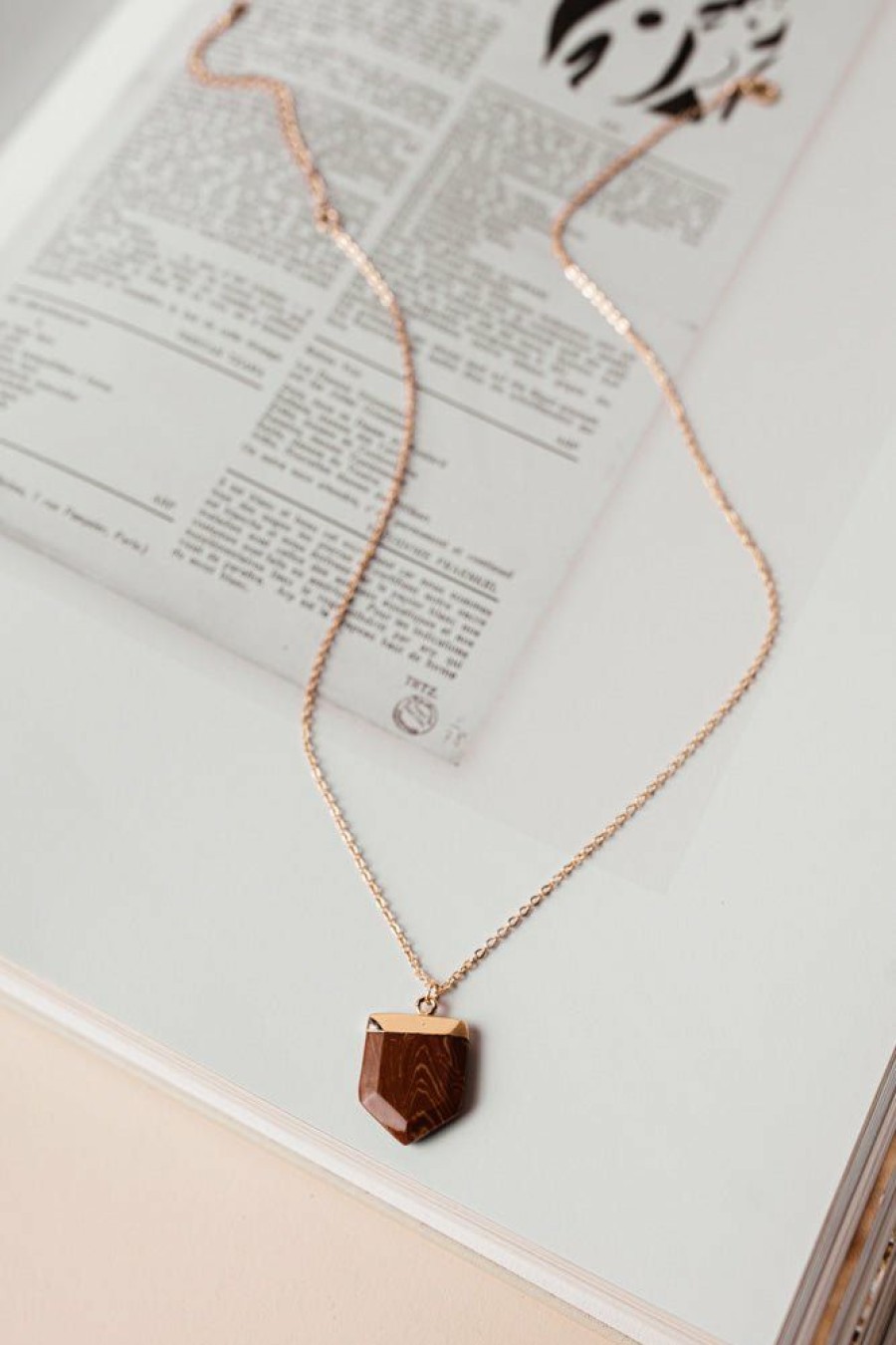 Jewelry * | Buy La Radiant Val Jean Global Jewelry Issa Stone Pendant Necklace